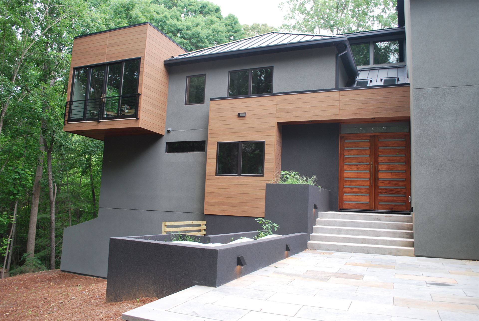 The 3 Best Exterior Home Siding Materials for Southern Homes