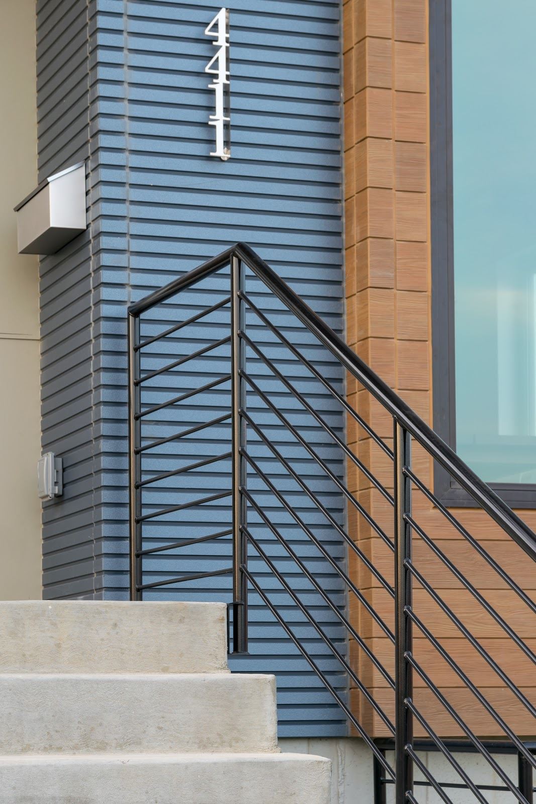 Nichiha-VintageWood-Cedar-Ribbed-Indigo-Modern-Residential