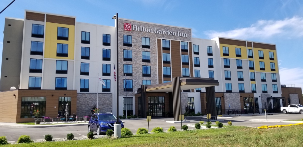 A photo of a Hilton Garden Inn utilizing Nichiha’s VintageWood fiber cement siding.